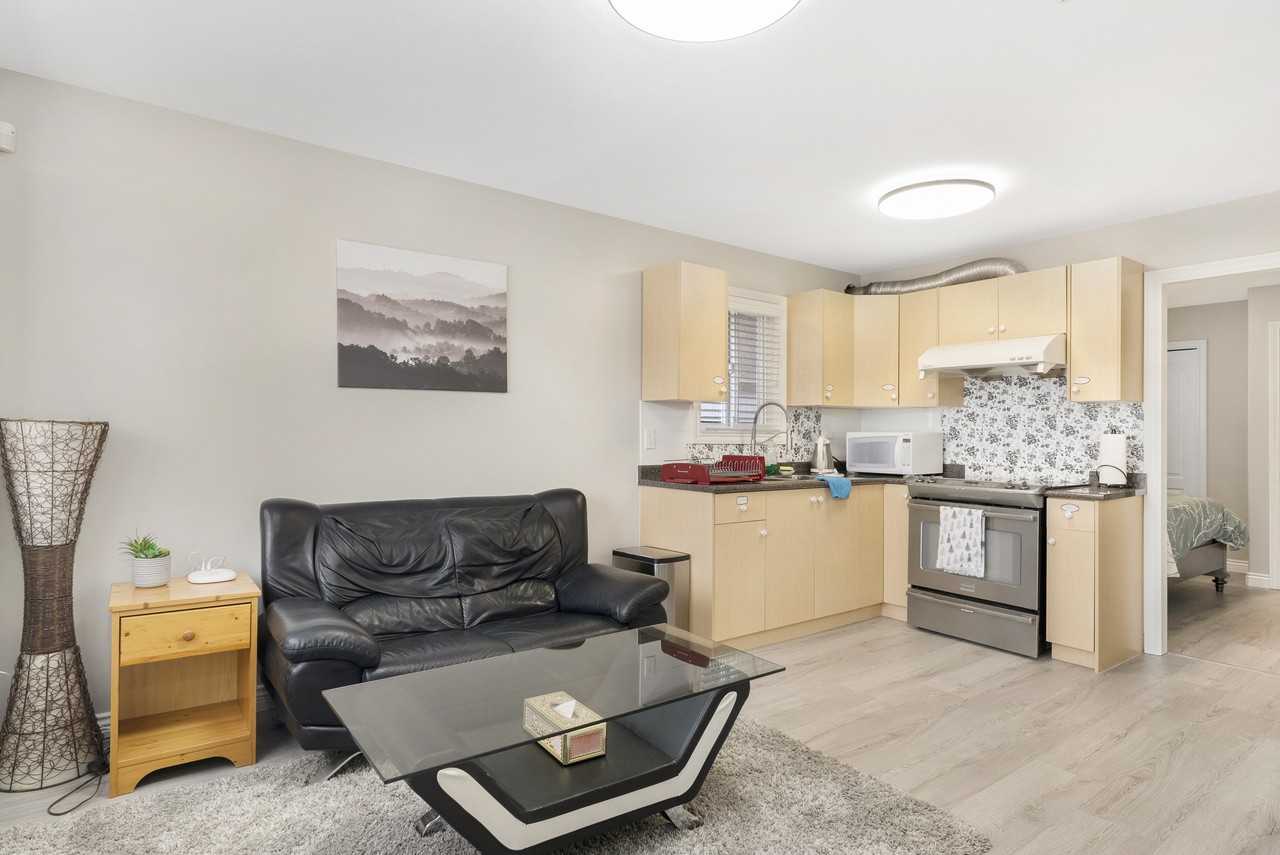 2522 East 4th Avenue #1 - Photo 2 of 43