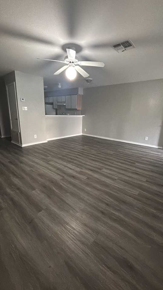 902 S Loop 499- U-1 #U1 - Photo 2 of 33