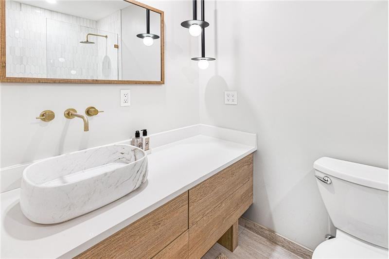 2798 Ne 2nd Ave - Photo 4 of 12