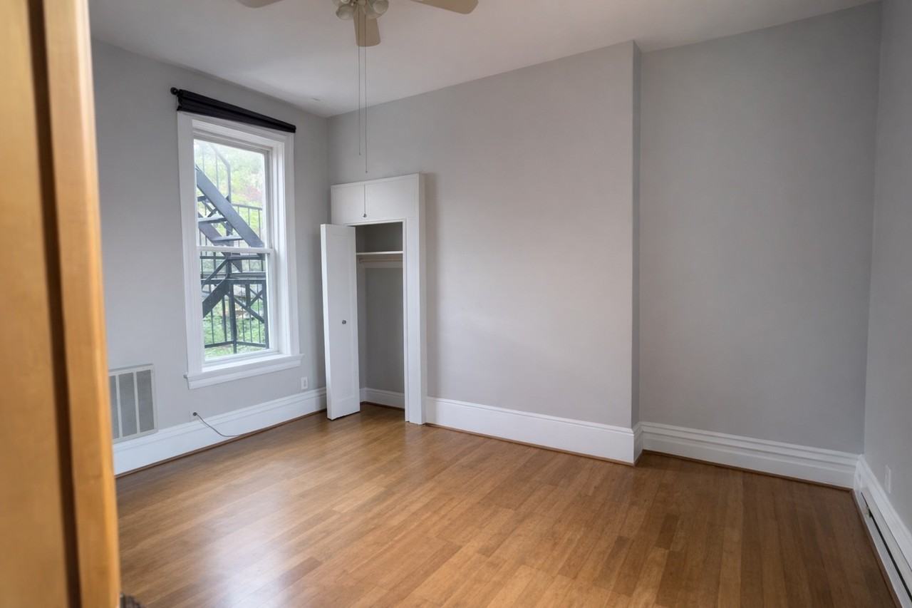 NEVILLE COMMONS -- 159 - Photo 4 of 27