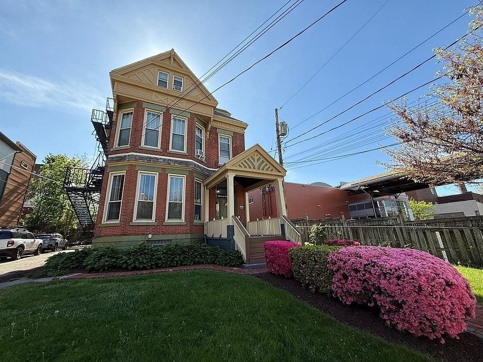 NEVILLE COMMONS -- 159 - Photo 7 of 27