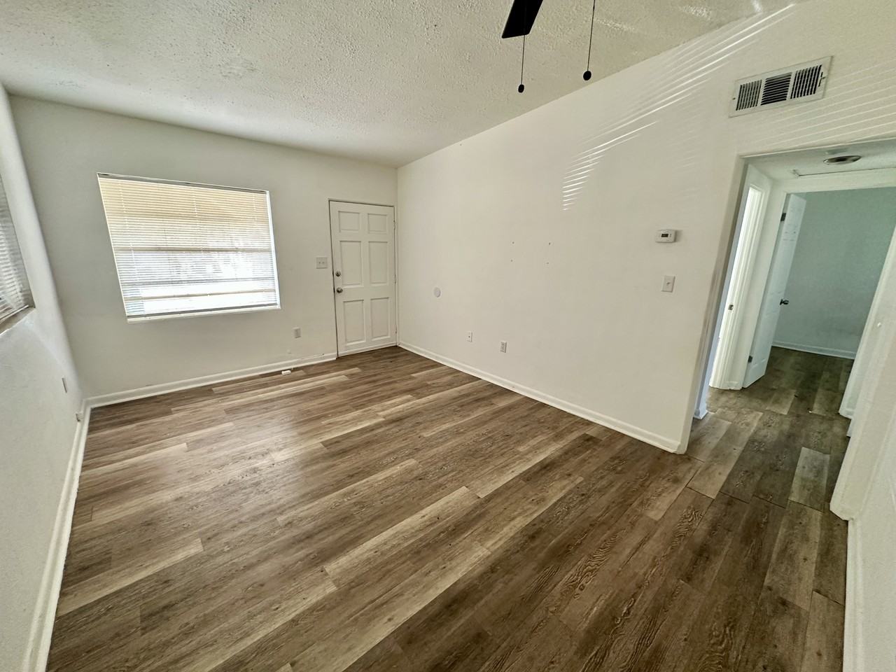 819 W Portage St, Kissimmee, FL 34741 - Photo 5 of 16