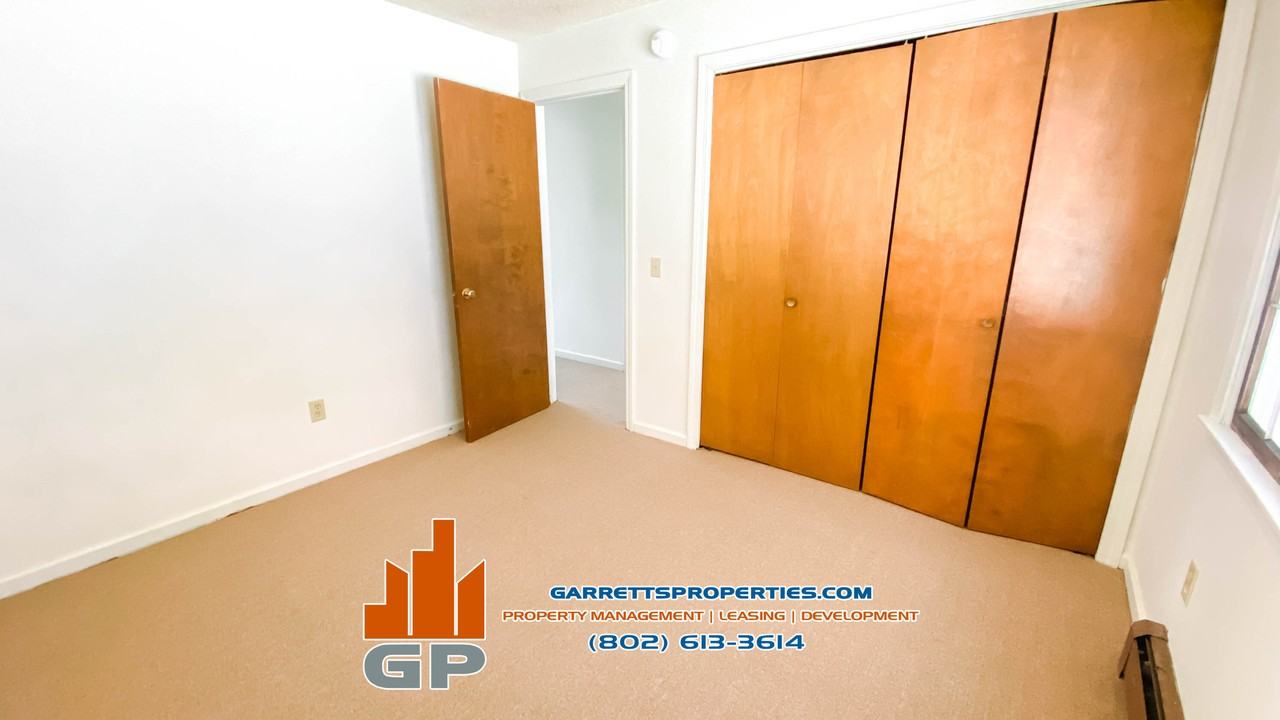 576 Beanville Road - Photo 4 of 11