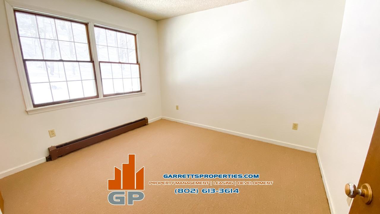 576 Beanville Road - Photo 5 of 11