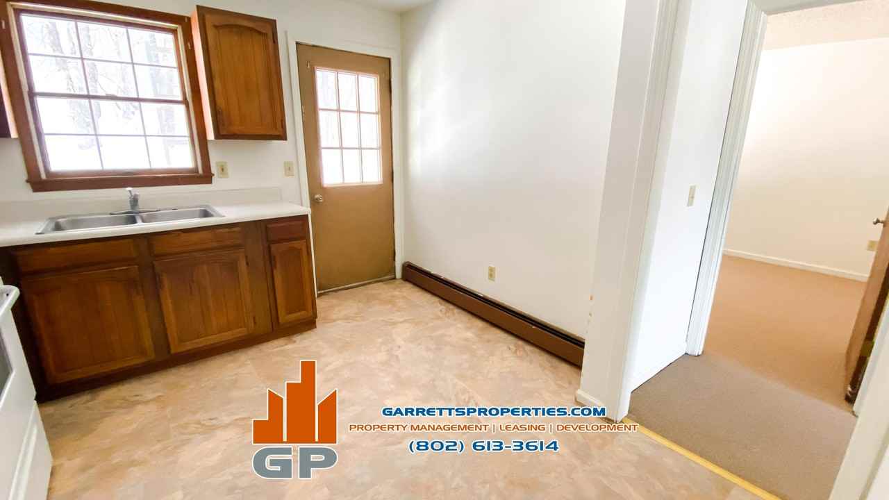 576 Beanville Road - Photo 7 of 11