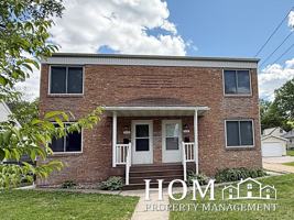 featured image of 513 W 11th St