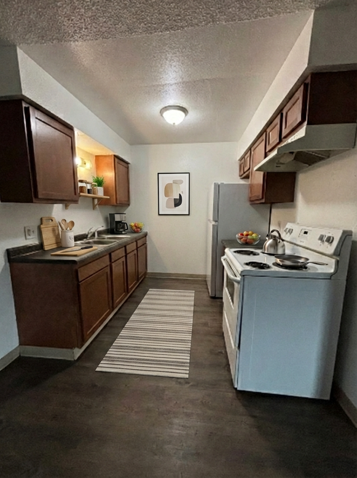 685 East Michigan Avenue - Photo 7 of 39