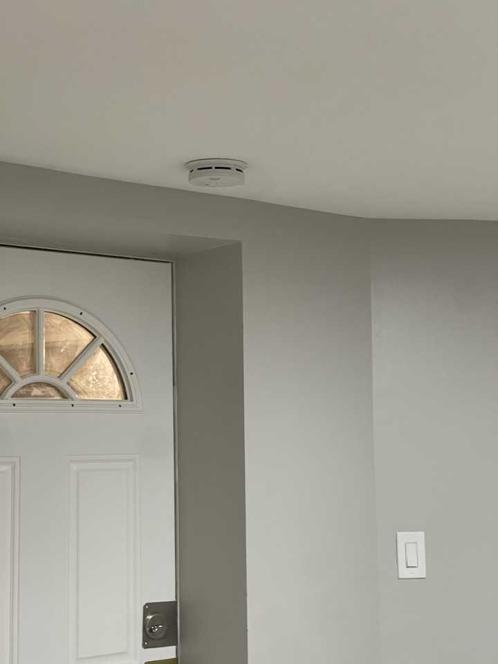 4233 W potomac ave - Photo 5 of 10