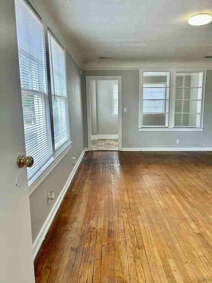 1215 Willow Branch Avenue - Photo 3 of 26