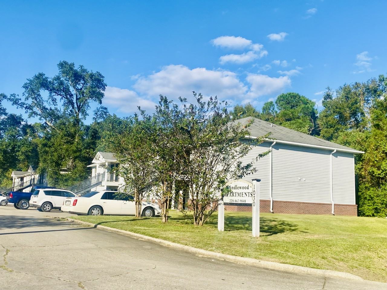 Candlwood Villa Apt - Photo 6 of 10