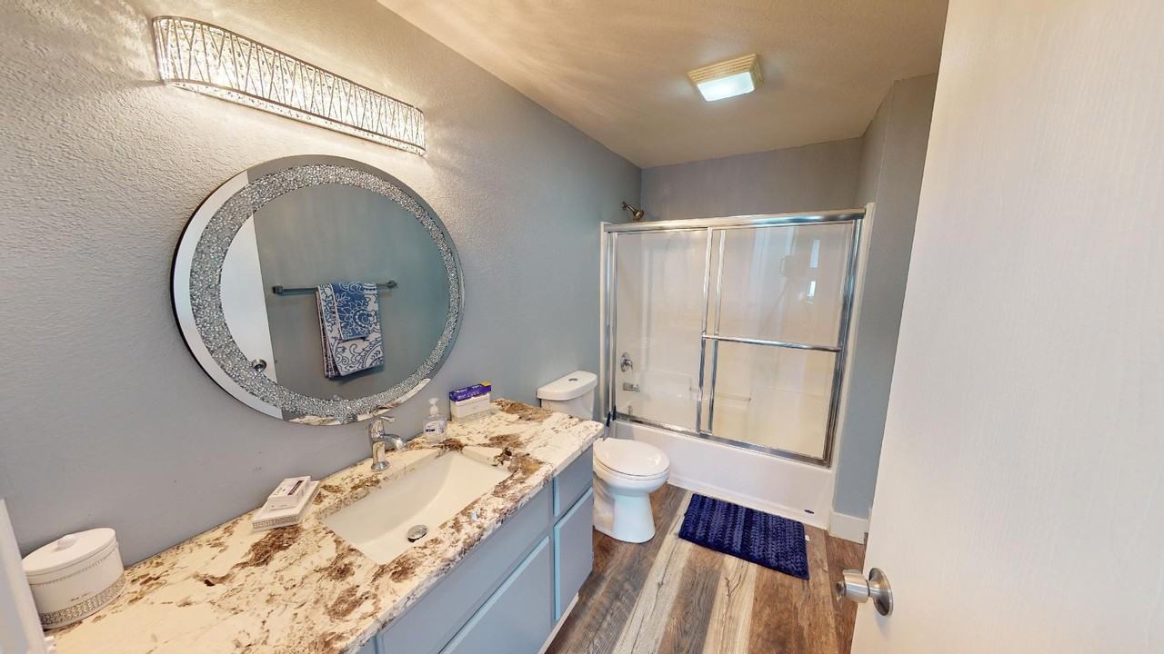 600 N Kensington Dr - Photo 7 of 42