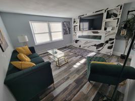 featured image of 405 S Railroad St