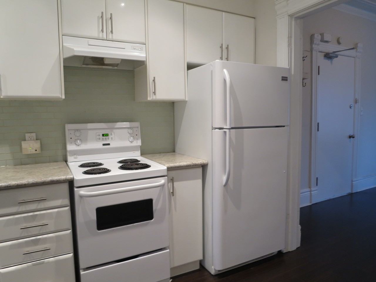 329 Concord Ave #1stFL - Photo 3 of 11