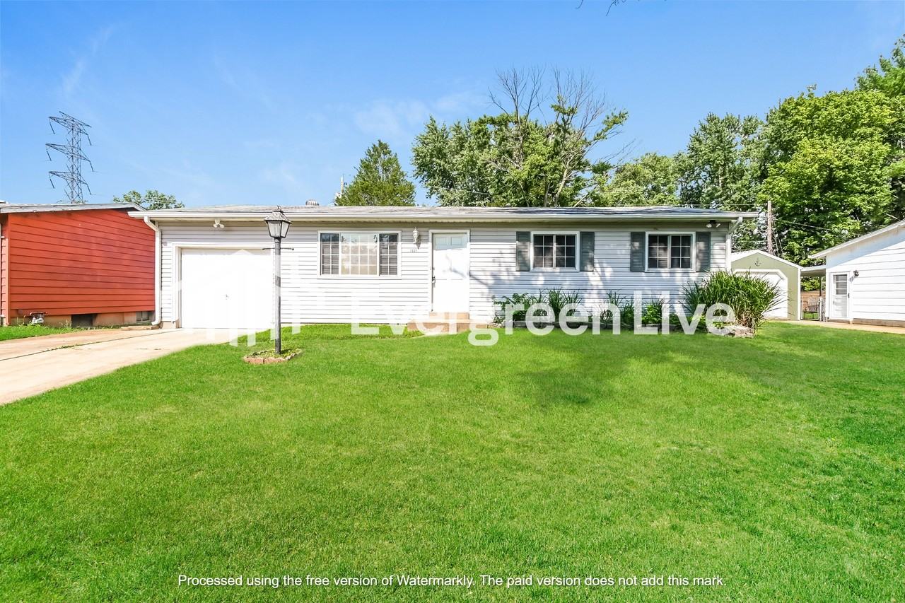 1321 Criterion Ave - Photo 2 of 14