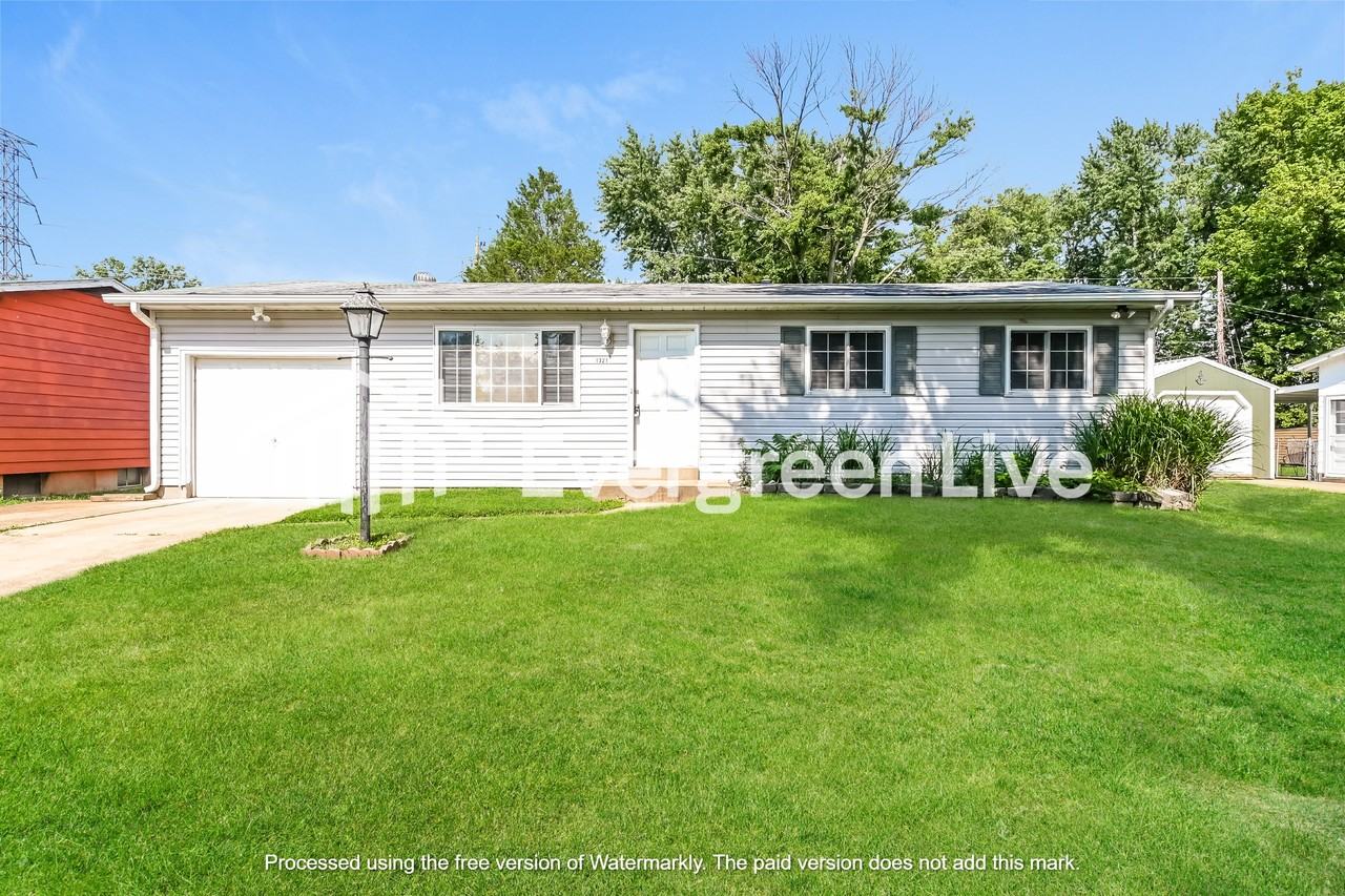 1321 Criterion Ave - Photo 3 of 14