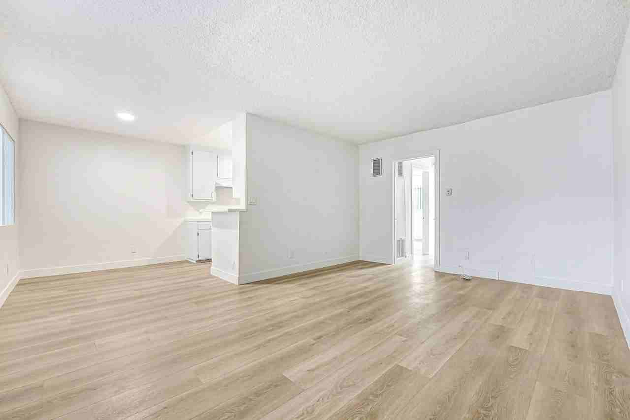 3666 Cardiff - Photo 3 of 18