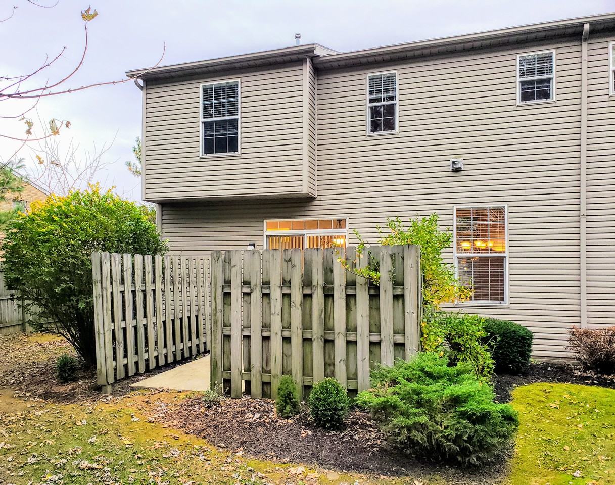 2158 Kenyon Street #B - Photo 4 of 34