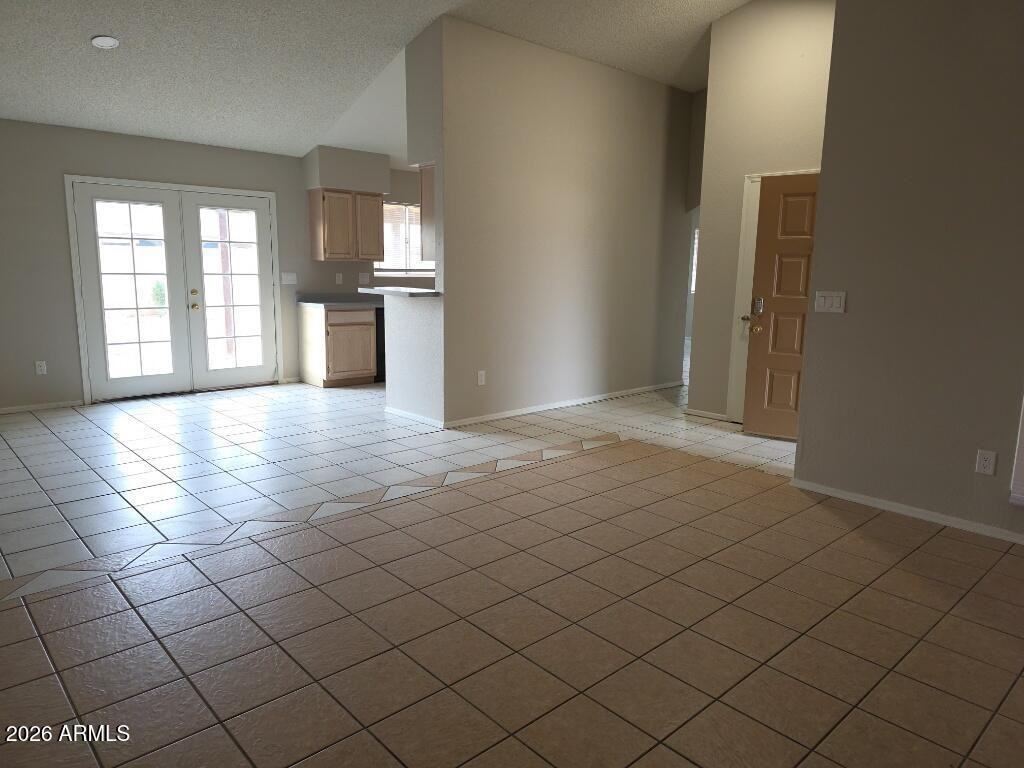 8703 W Puget Ave - Photo 2 of 14