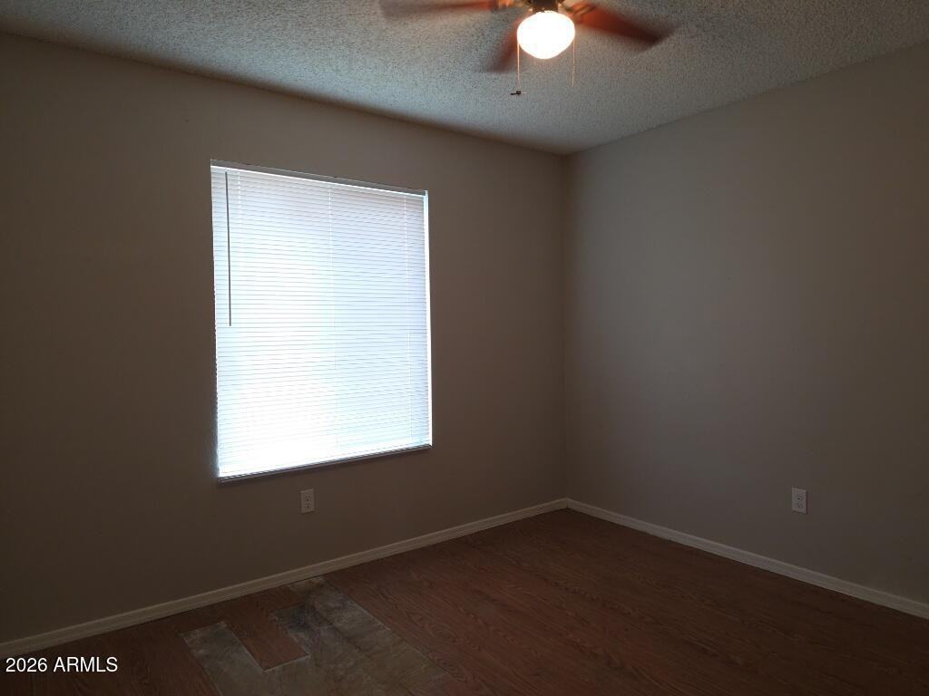 8703 W Puget Ave - Photo 7 of 14