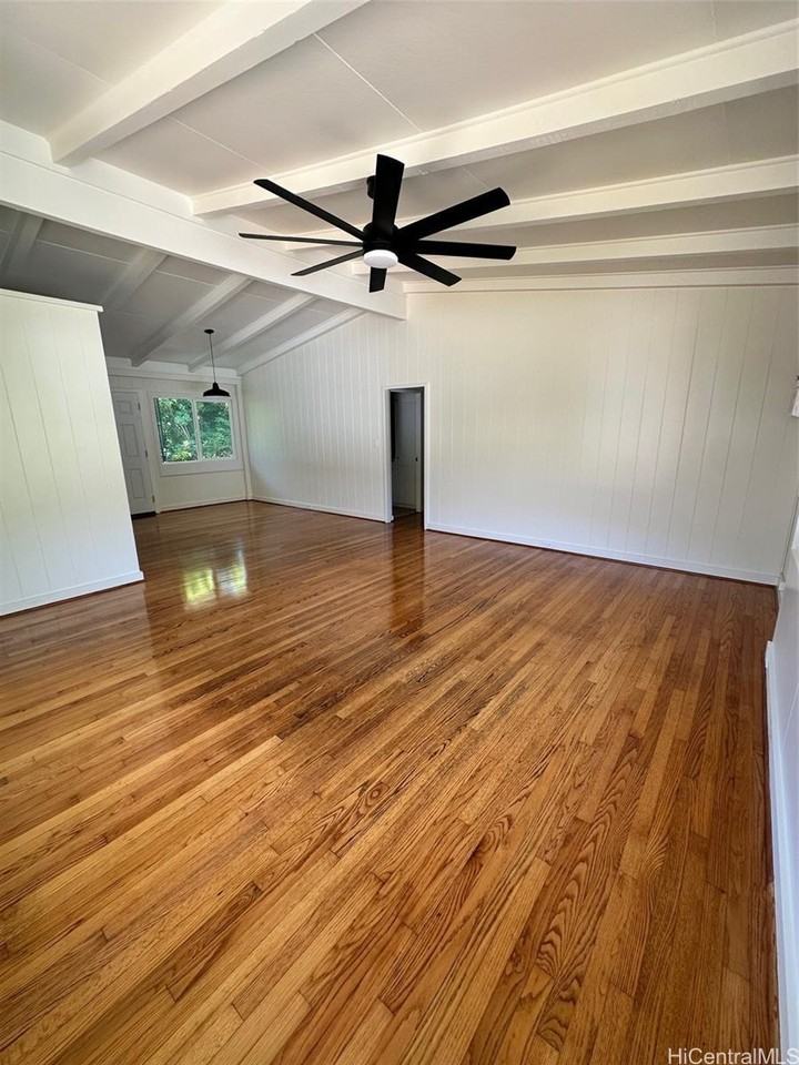 1360 Ala Aolani St - Photo 4 of 25