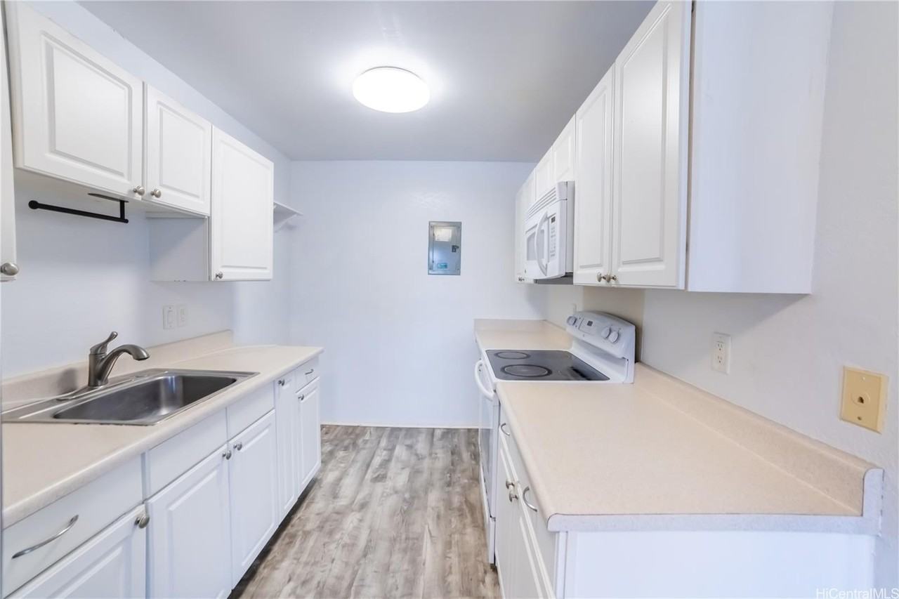 94-1054 Paha Pl #8 - Photo 5 of 11