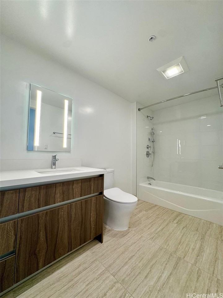 1500 Rycroft St #900R - Photo 7 of 11