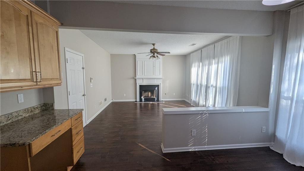 2237 Traywick Chase - Photo 7 of 37