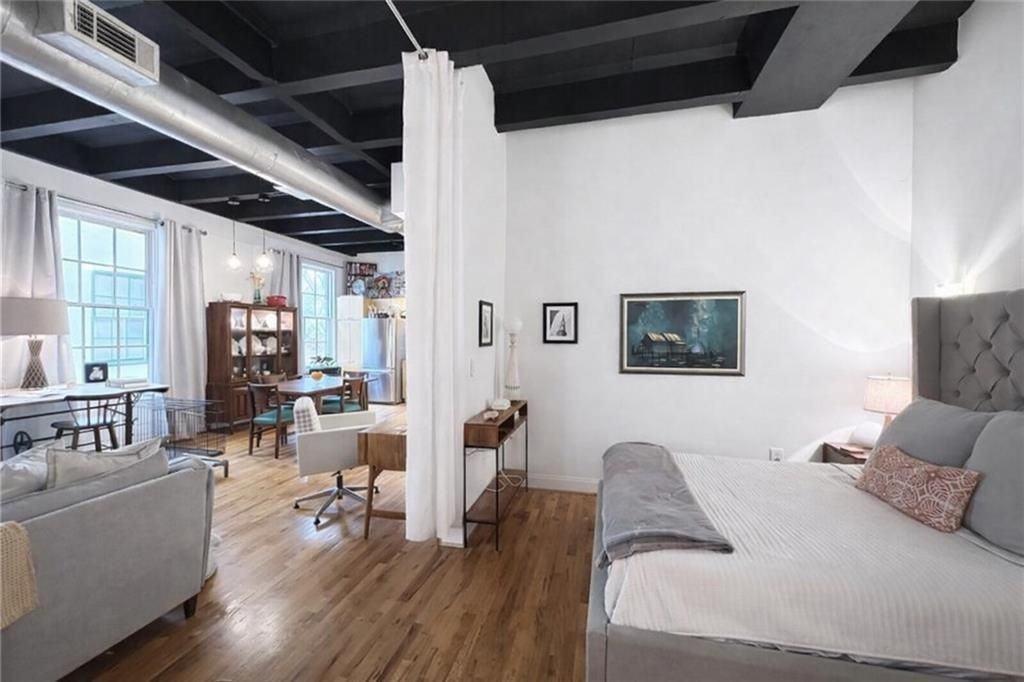 1736 Liberty Ln - Photo 7 of 10