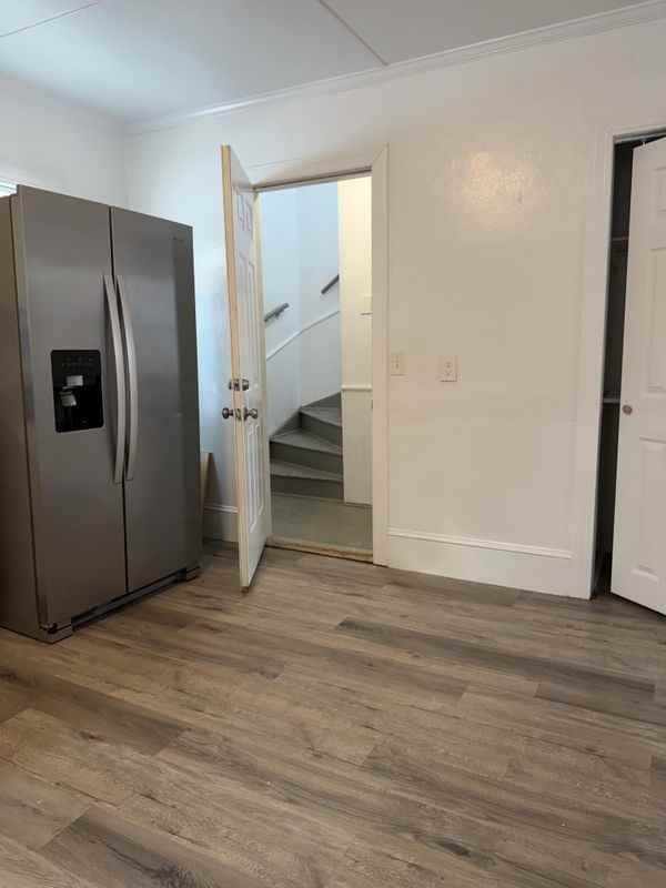 82 Carpenter St ##1 - Photo 4 of 13