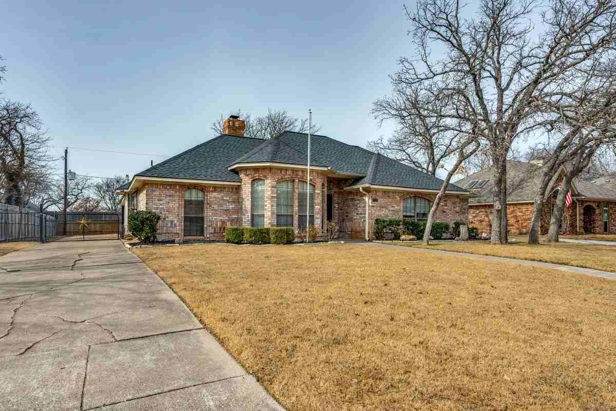7317 Century Dr - Photo 2 of 26