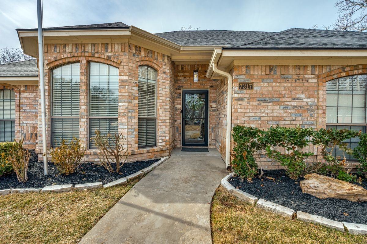 7317 Century Dr - Photo 3 of 26