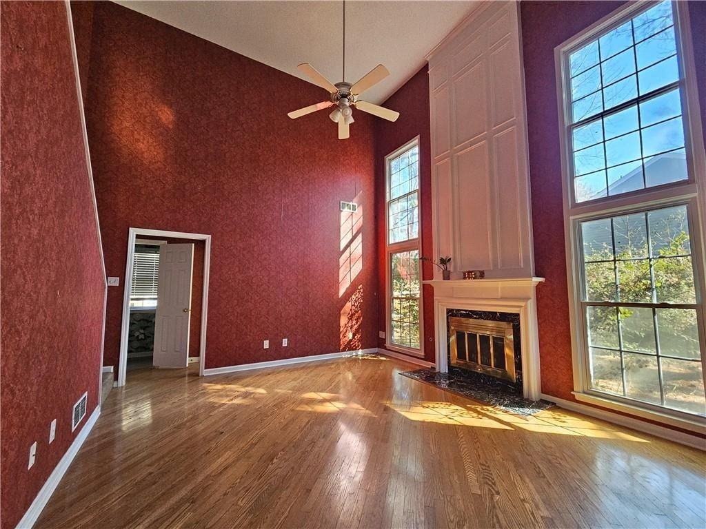 2825 Binghampton Ln - Photo 3 of 25