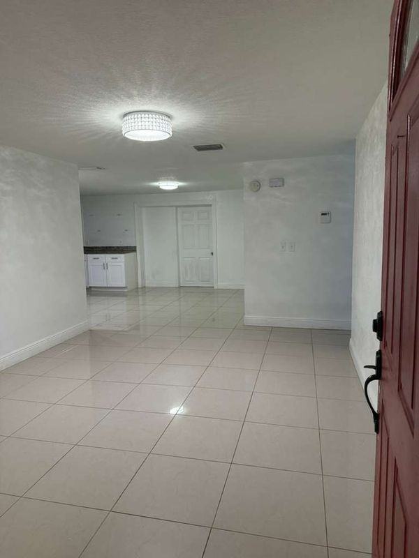 8518 Woodlake Dr - Photo 2 of 15