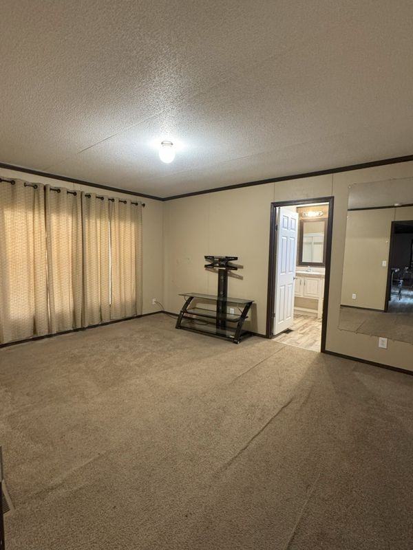 307 W Pease St - Photo 3 of 3