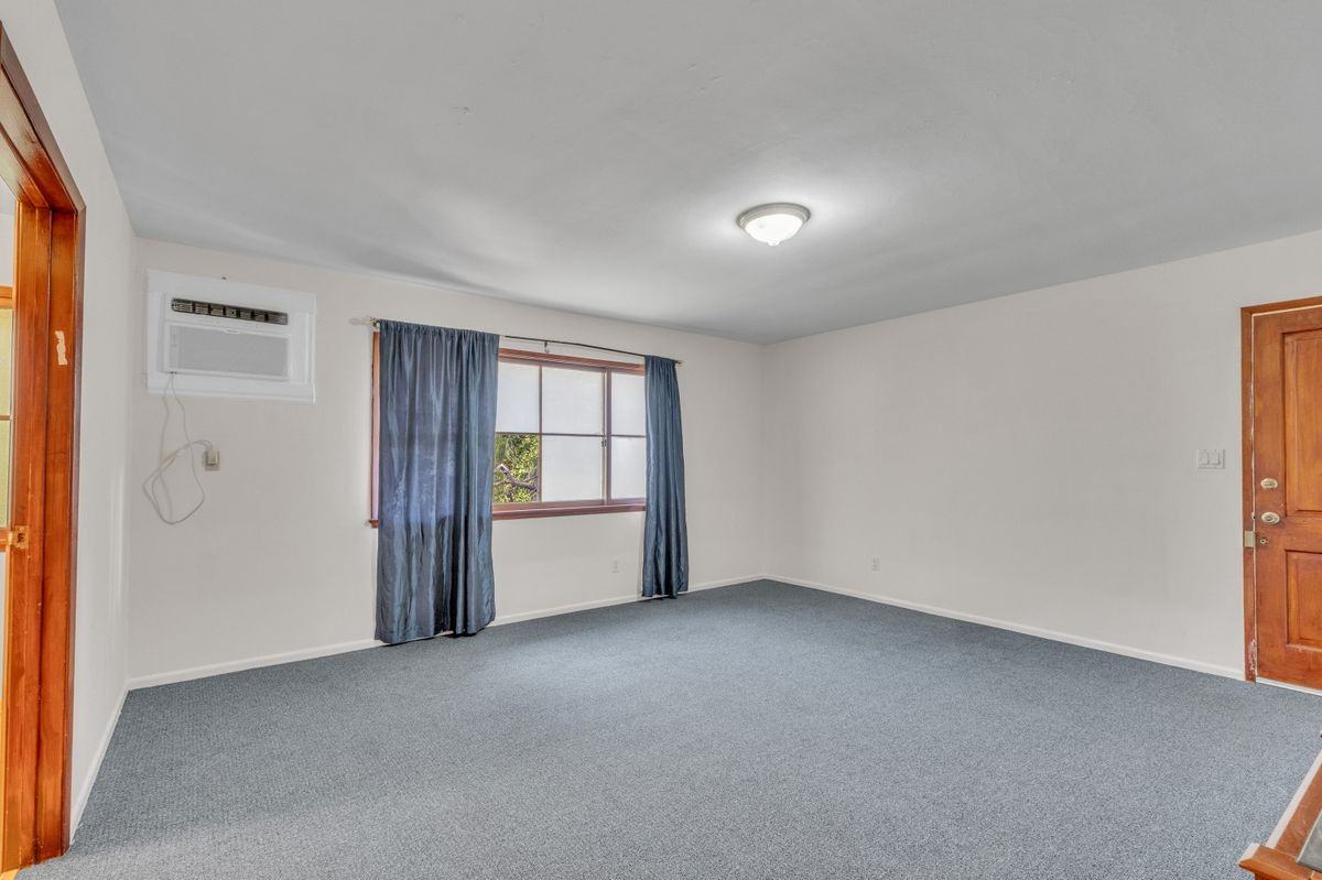 16553 Hartsook St - Photo 6 of 12