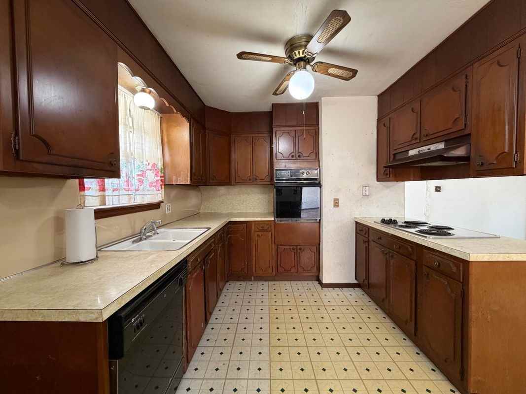 10921 E 20th St - Photo 4 of 4