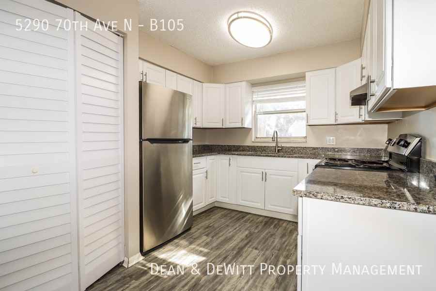 White Lake Apartments - Photo 2 of 22