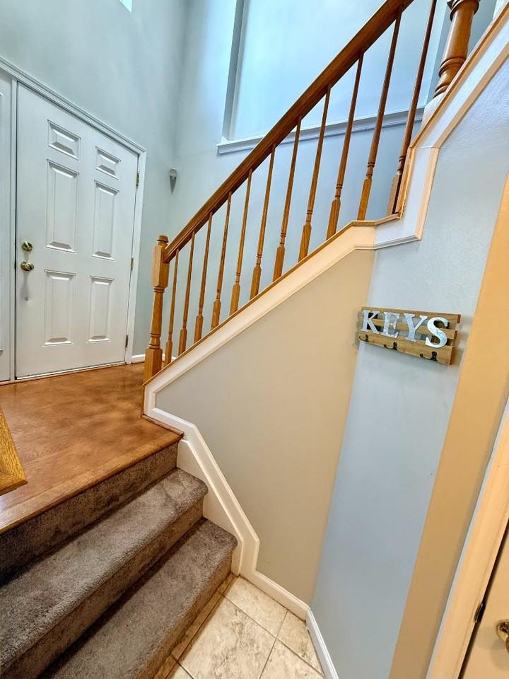 838 Lowe Rd - Photo 5 of 11