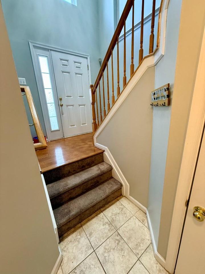 838 Lowe Rd - Photo 6 of 11