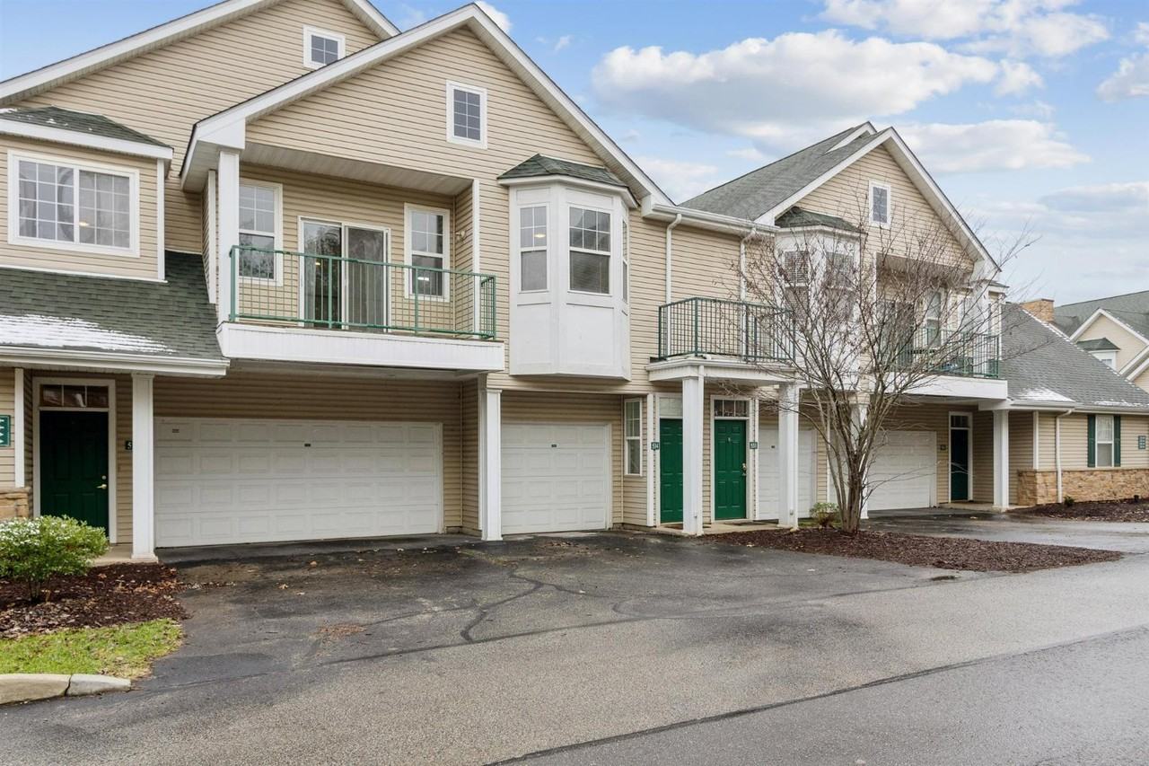 534 Eagle Pointe Dr - Photo 2 of 20