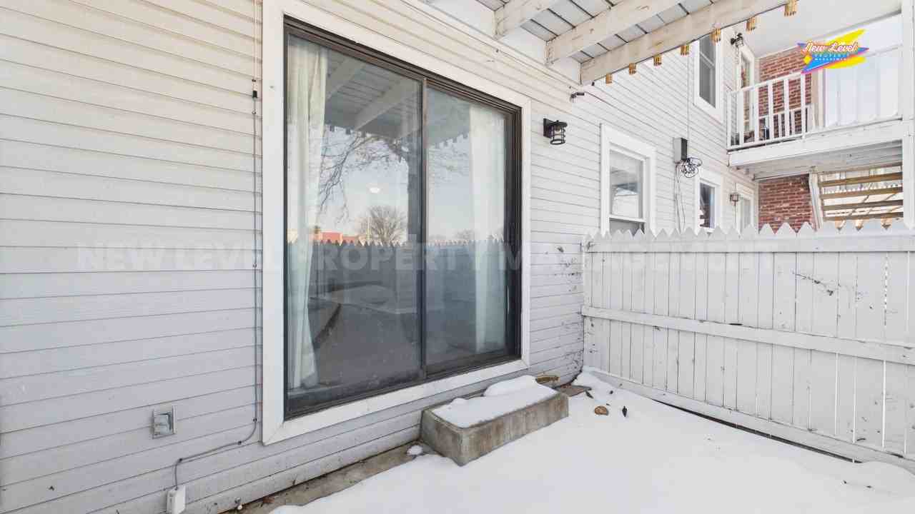 1717 S Cypress St - Photo 7 of 20