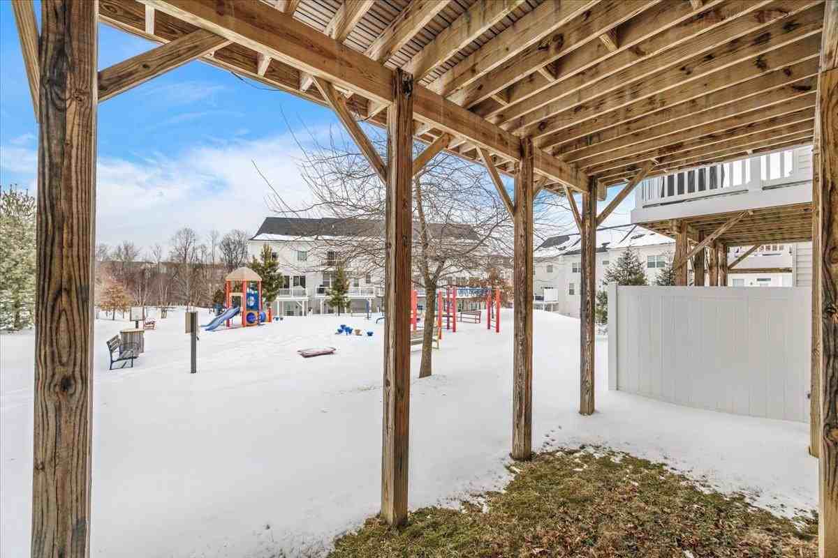 4213 Woodspring Ln - Photo 2 of 20