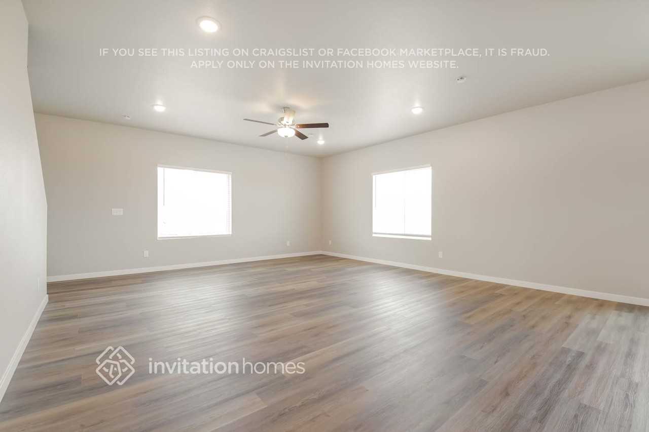 7445 Slate Pl - Photo 4 of 18