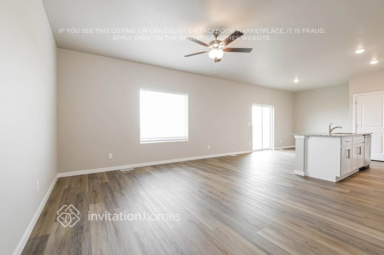 7449 Slate Pl - Photo 4 of 18