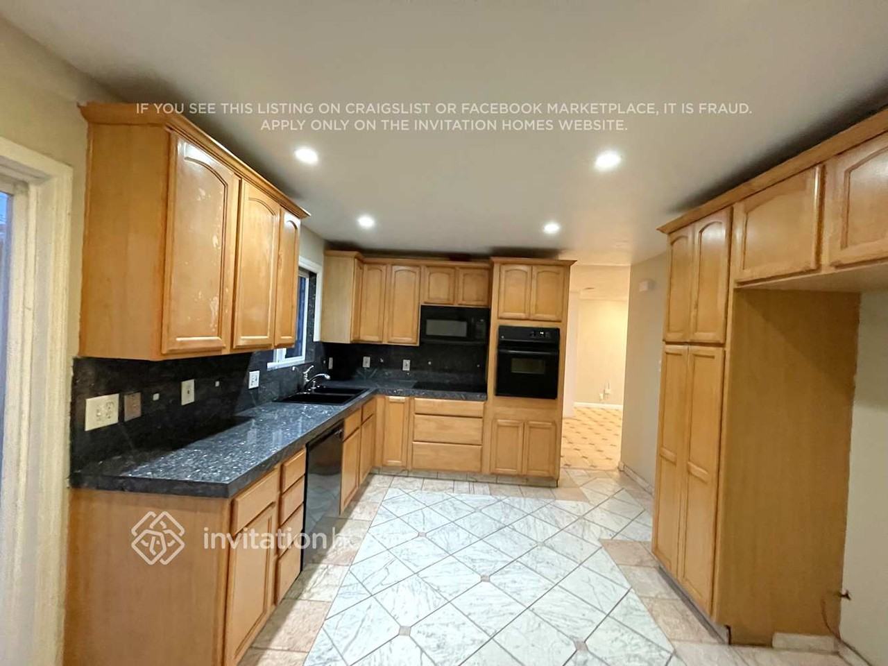 182 Hastings Ave - Photo 5 of 13