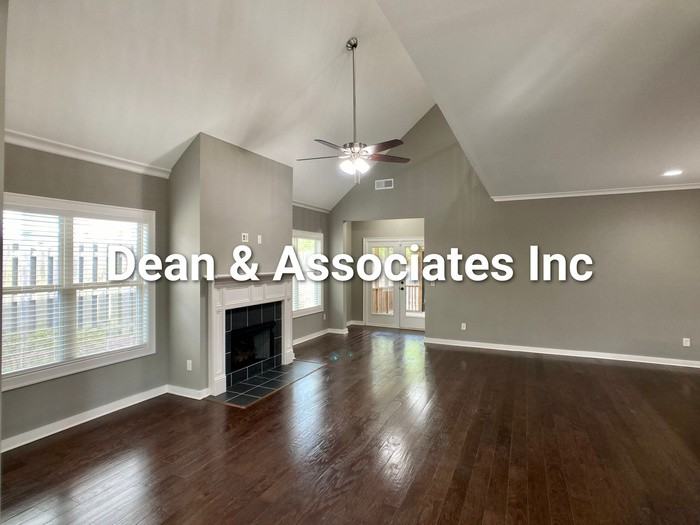 472 Lake Chelsea Way - Photo 6 of 19