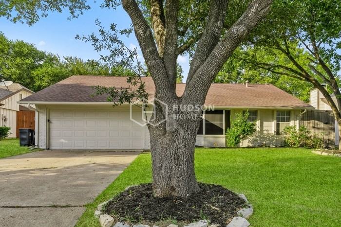 151 Brockway Dr - Photo 3 of 25