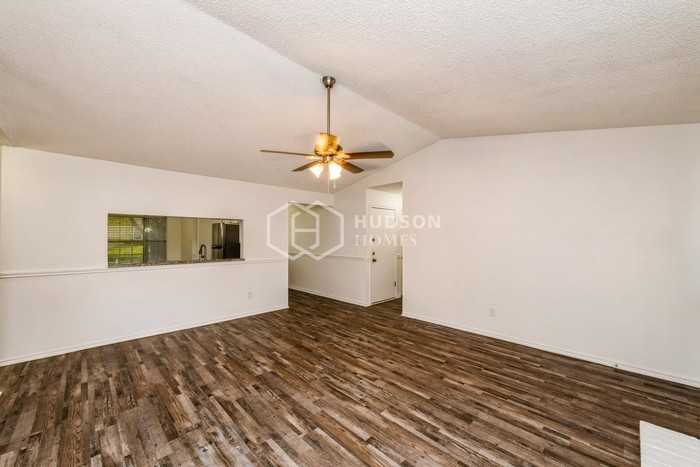 151 Brockway Dr - Photo 6 of 25