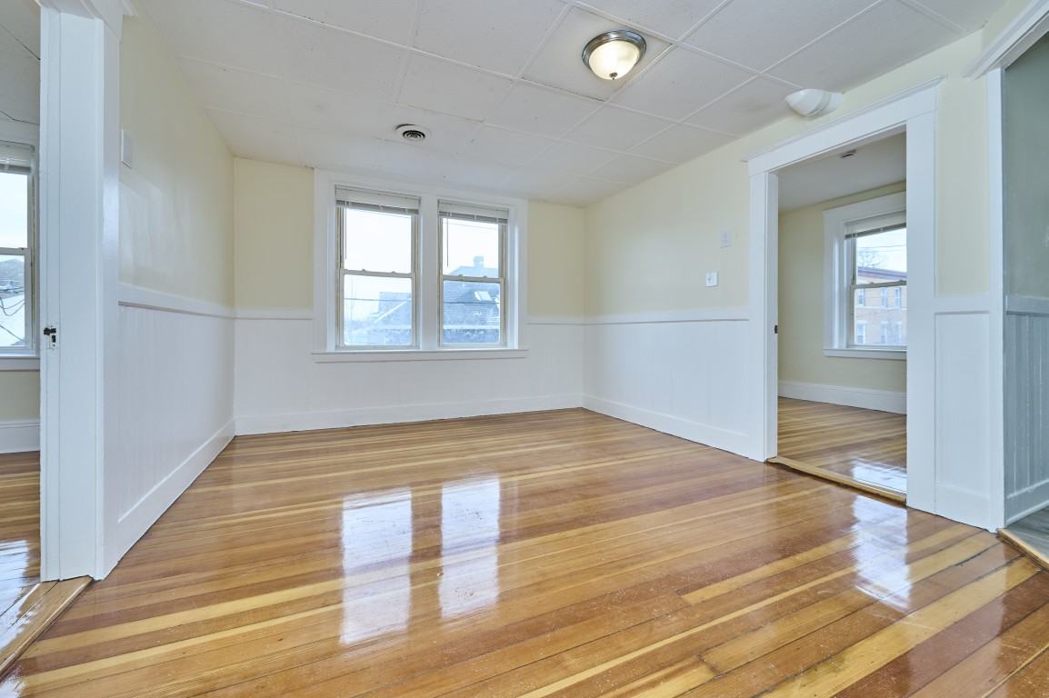 44 Park St #3 - Photo 4 of 15