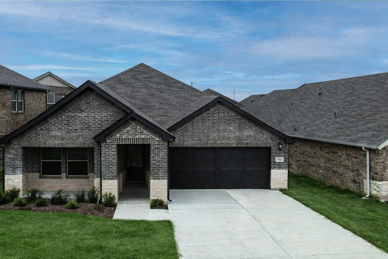 3505 Riviera Ct #NA - Photo 2 of 25